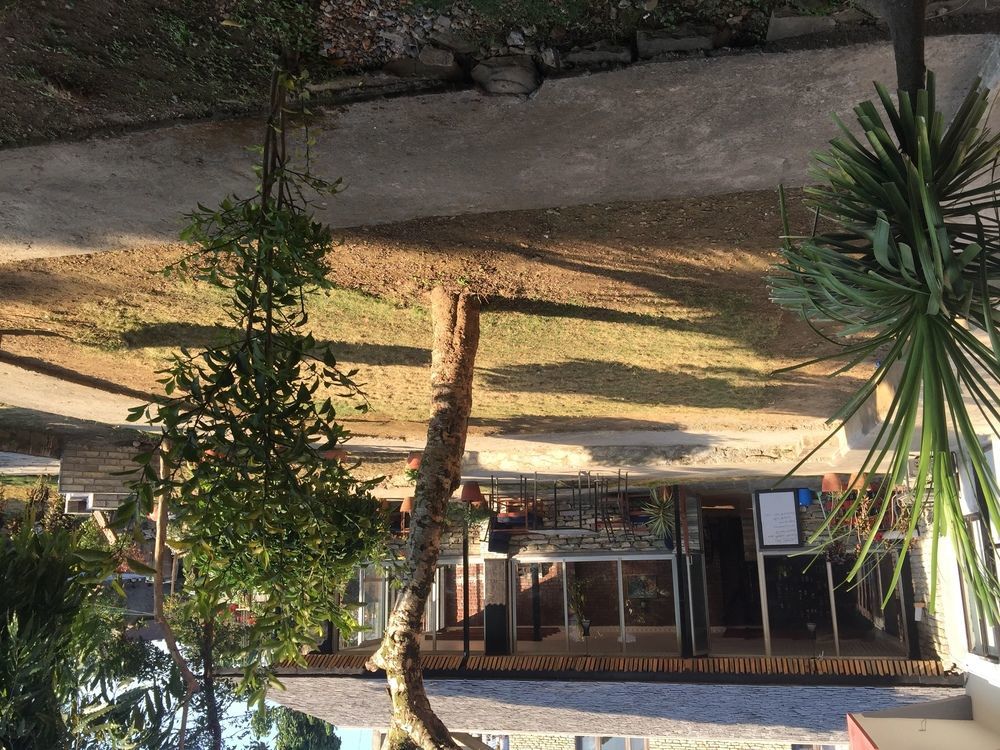 Hotel Glory Garden Pokhara Exterior foto
